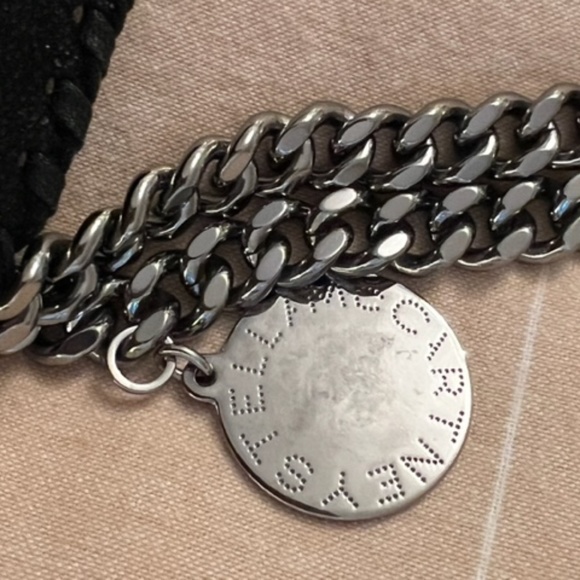 STELLA MCCARTNEY FALA BELLA TOTE - BLACK/REVERSIBLE CAMEL WITH SILVER HARDWARE - Picture 6 of 10